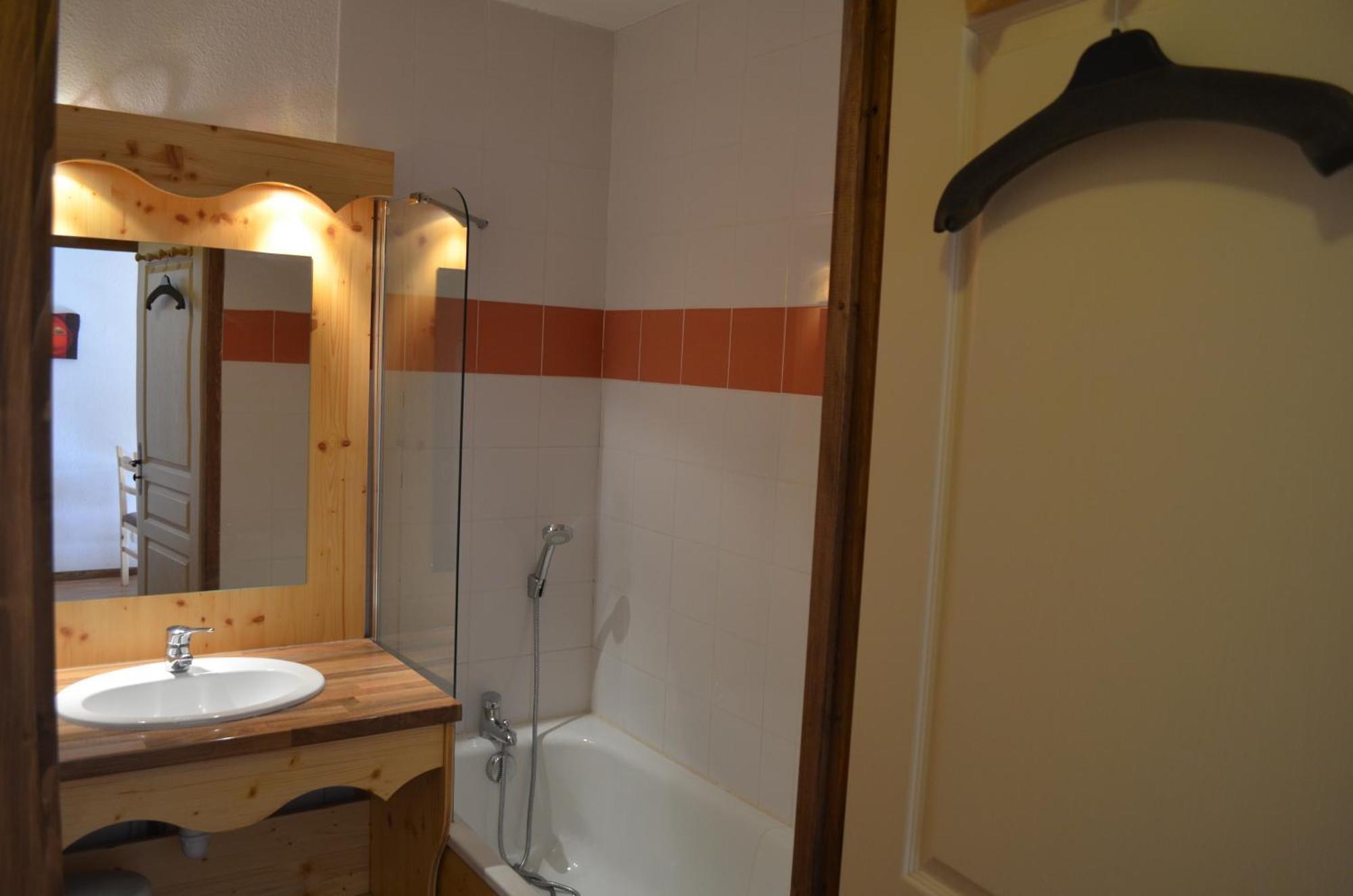 Appartements 3 Vallees, Piscine Et Sauna Orelle Εξωτερικό φωτογραφία